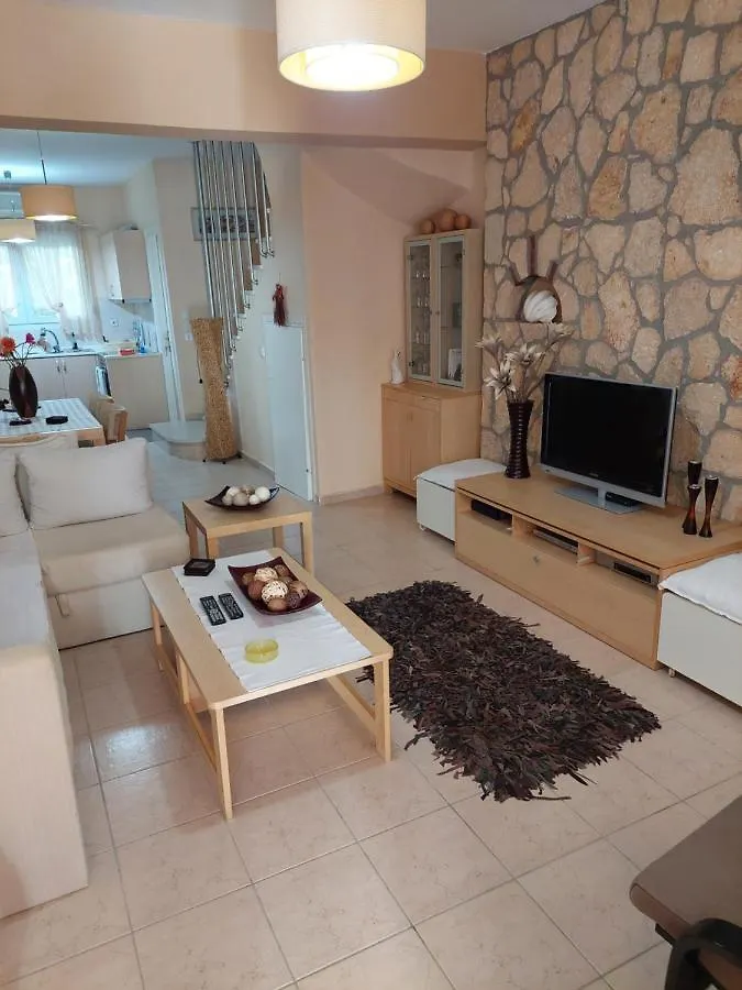Siviri_Inn יוון